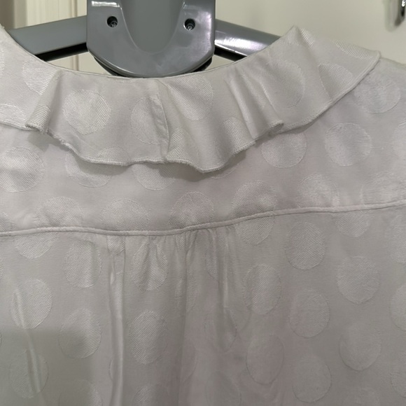 Maeve Jojo Ruffled Button- White Size M/P - Picture 6 of 10